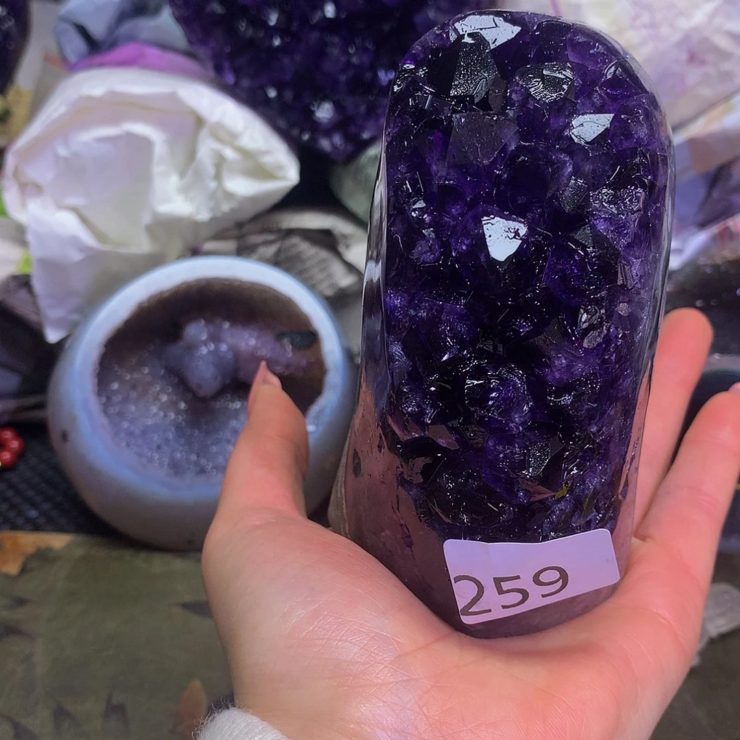 紫晶大型摆件（非配饰）未镶嵌