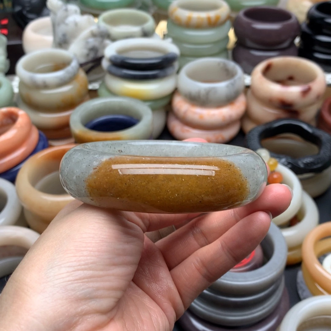 石英质玉手镯未镶嵌聆****✧