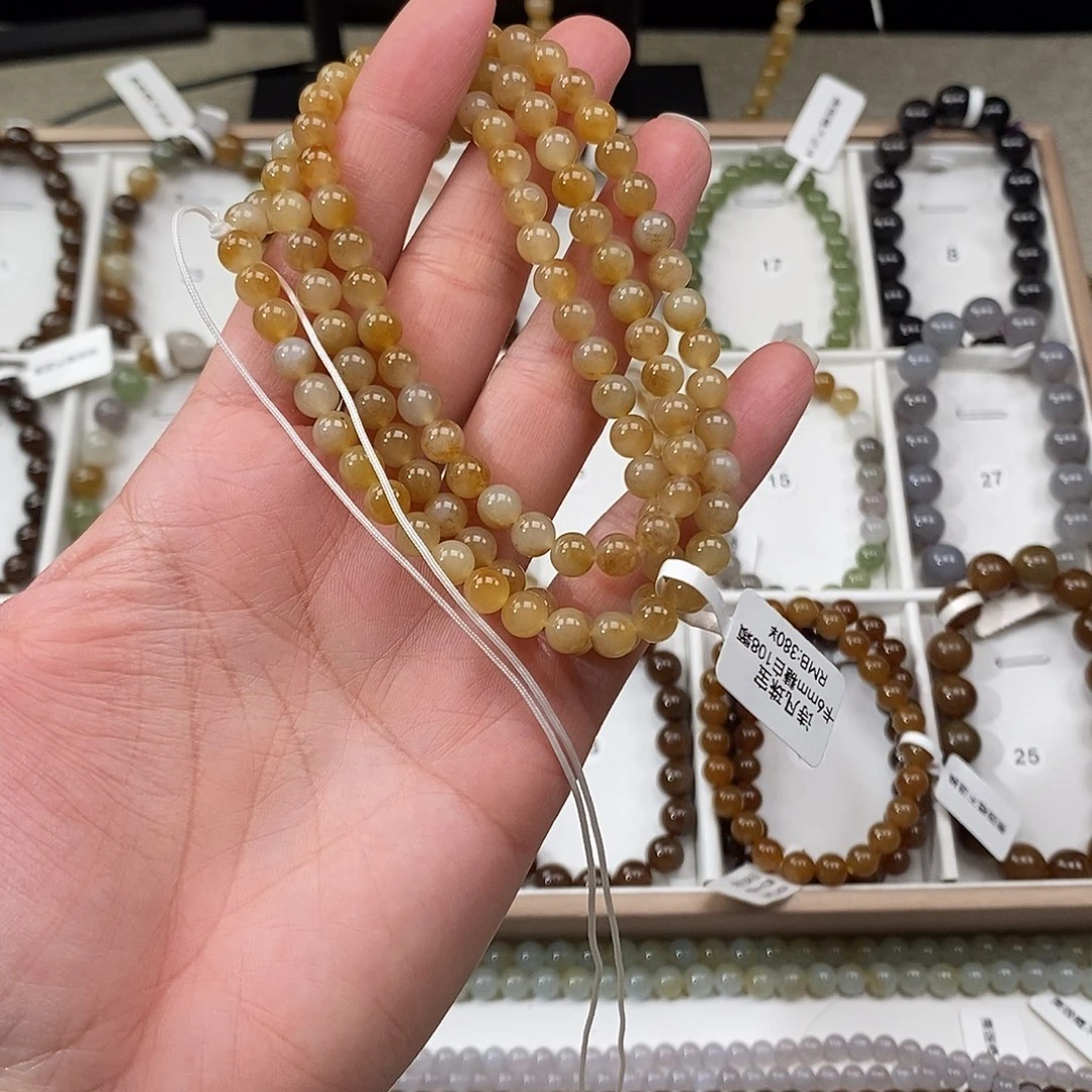 和田玉未镶嵌手串