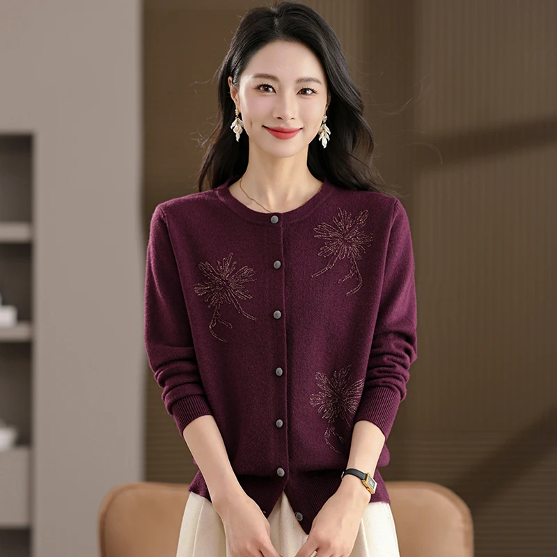春秋新款植物花卉常规时尚纽扣外套妈妈女装秋冬毛衣针织衫外套