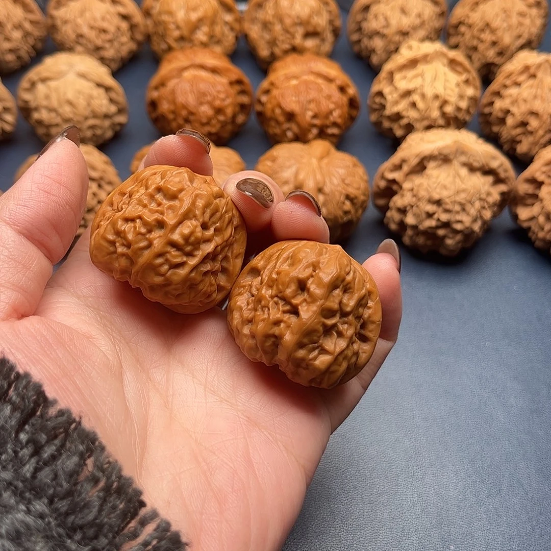 蓝***羊核桃35尺寸蛤蟆头