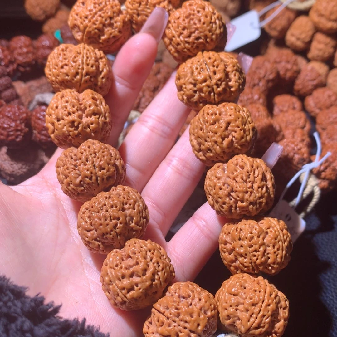 金刚菩提手串26+闷墩蜂王