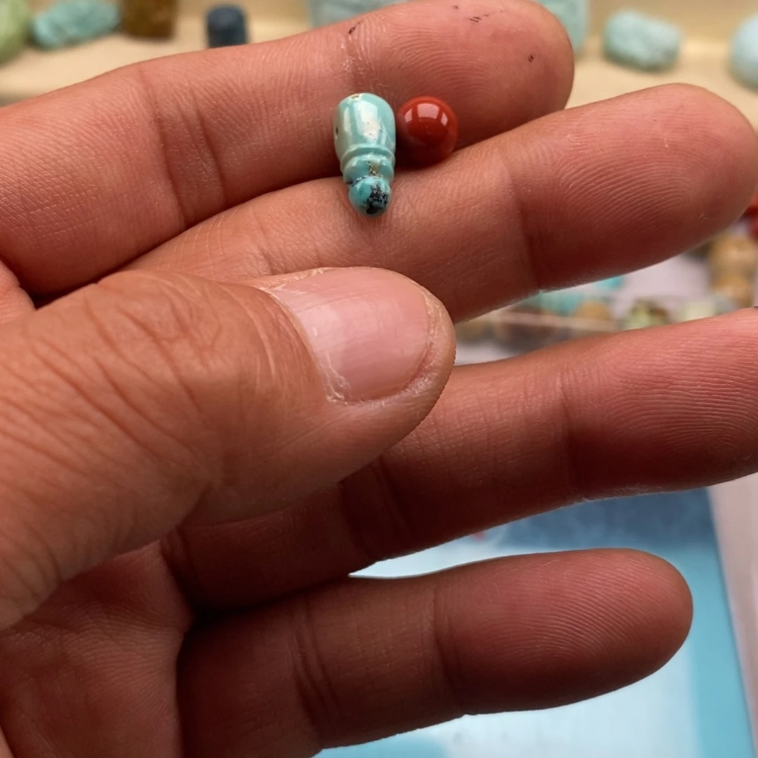 糕***～南红玛瑙未镶嵌珠宝半成品