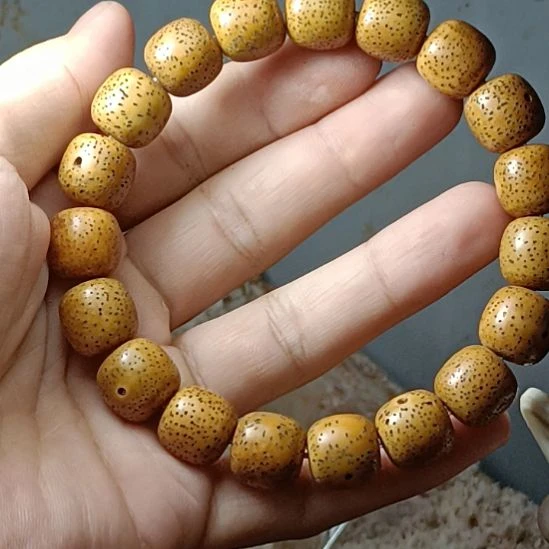 木***小手串星月菩提原生态