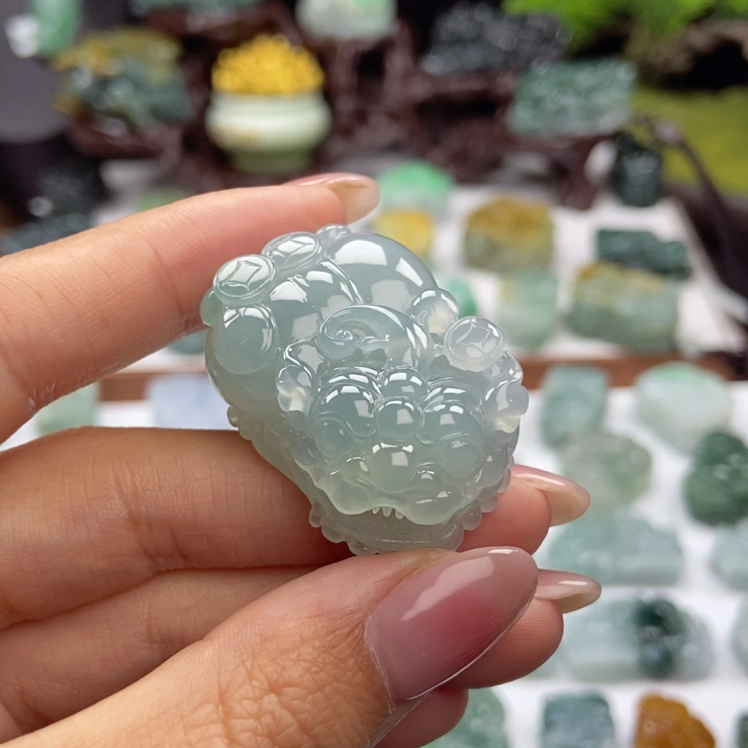 翡翠未镶嵌颈饰A30 大肚金钱貔貅