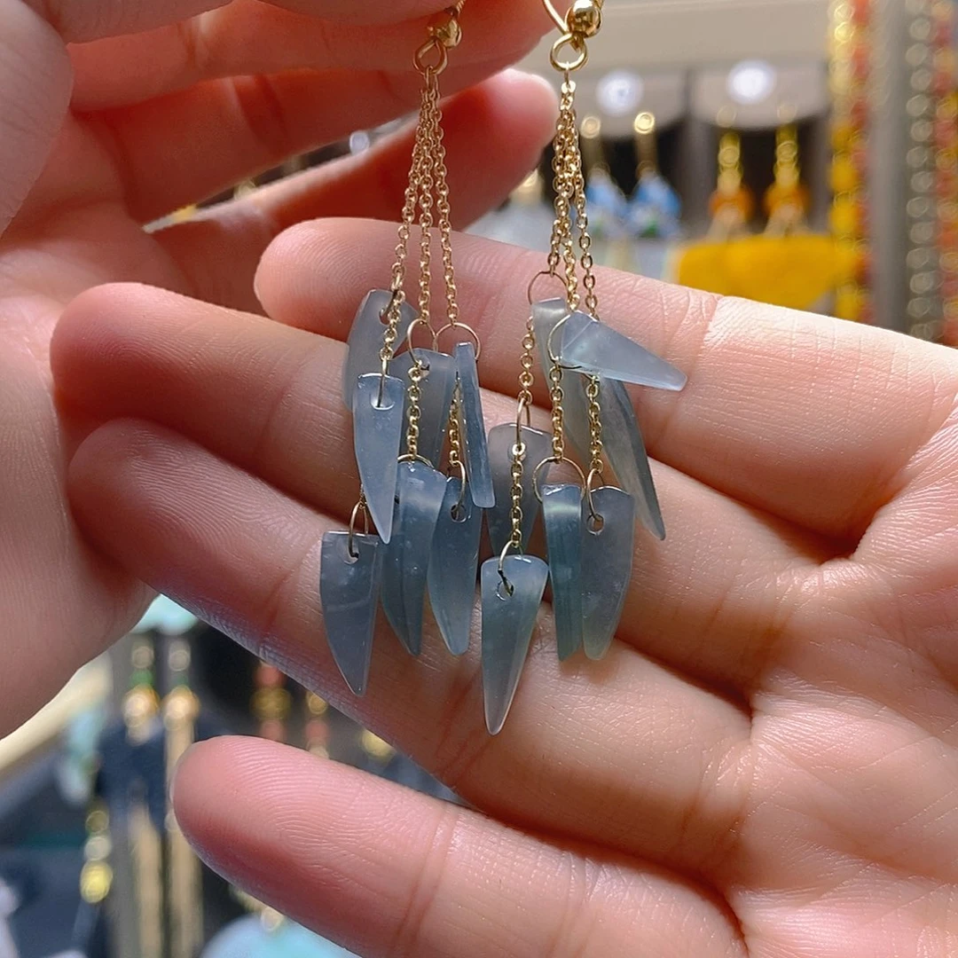 未镶嵌翡翠耳饰翡翠