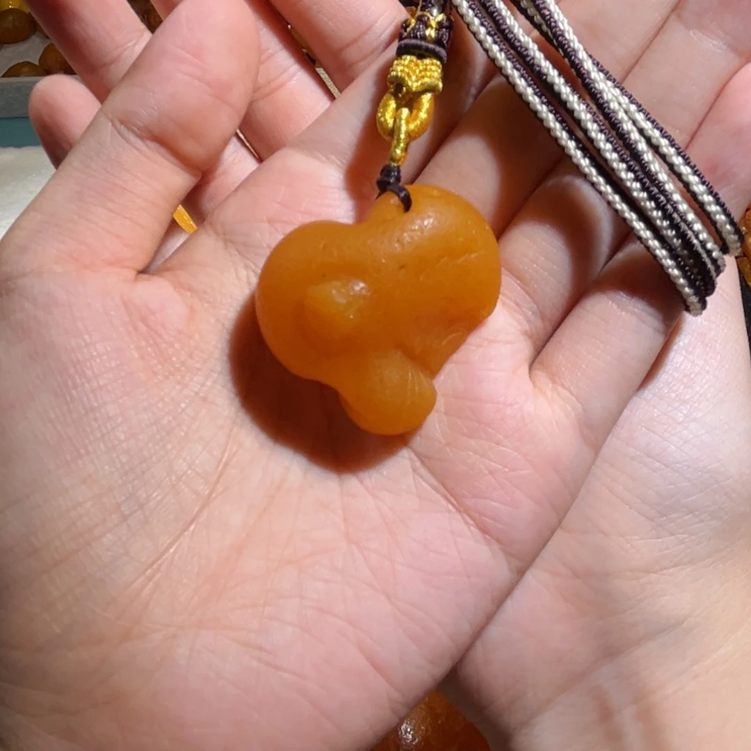 琥珀颈饰未镶嵌蜜蜡海漂小象天然孔