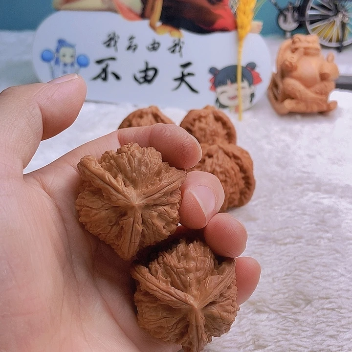 吊坠文玩核桃我***～三棱