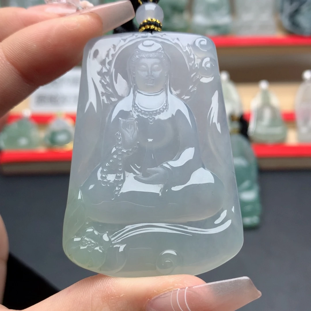 翡翠未镶嵌颈饰凤****•素衣观音