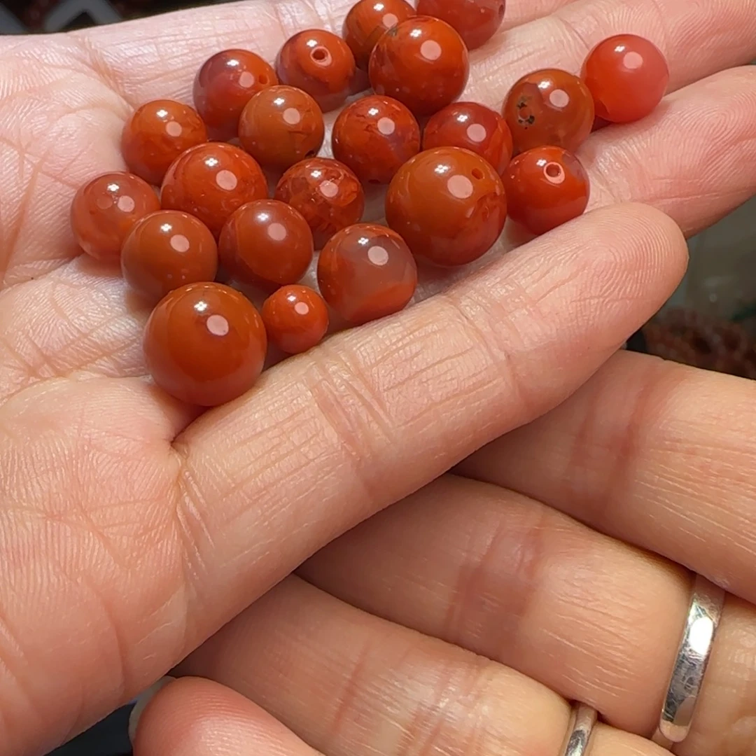 南红玛瑙未镶嵌手链