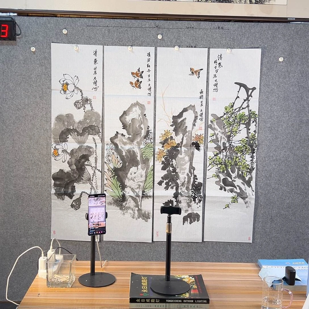 国画583 花鸟在树丛的顶端鸣叫叫声响