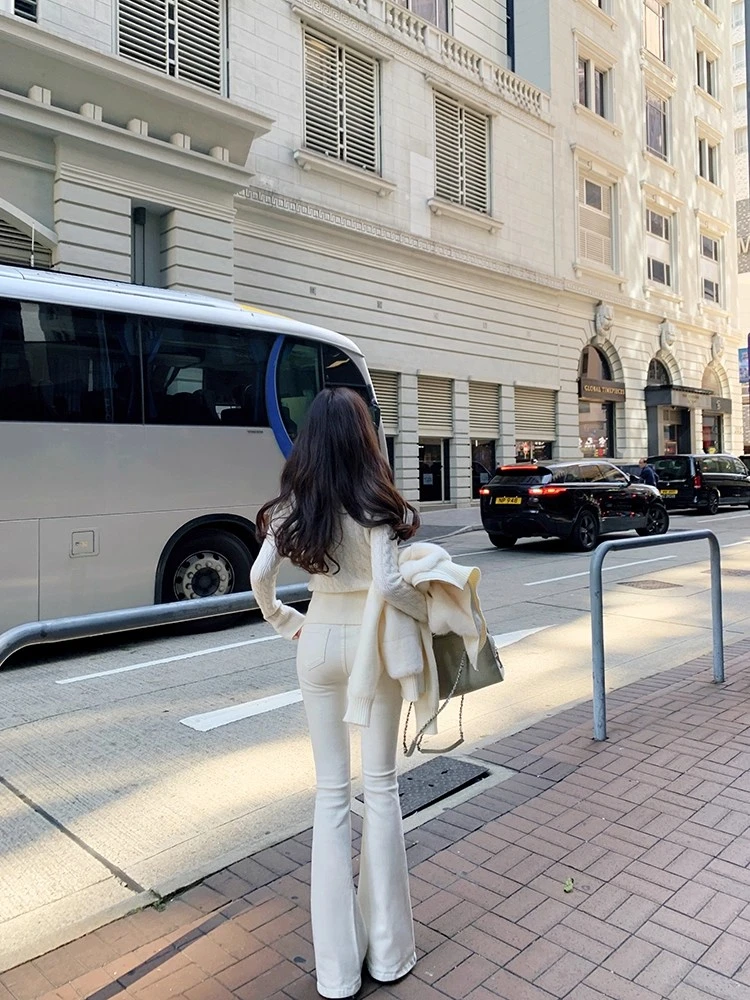 Coco 2025年秋季新款韩女奶白丰胯显长腿牛仔喇叭裤女小个子