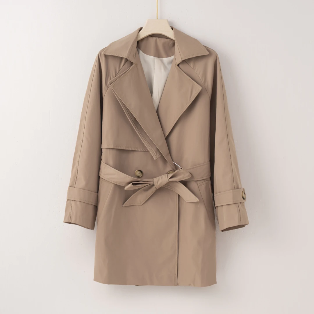 H2965双排扣设计风衣，精湛剪裁，利落版型尽显优雅大气
