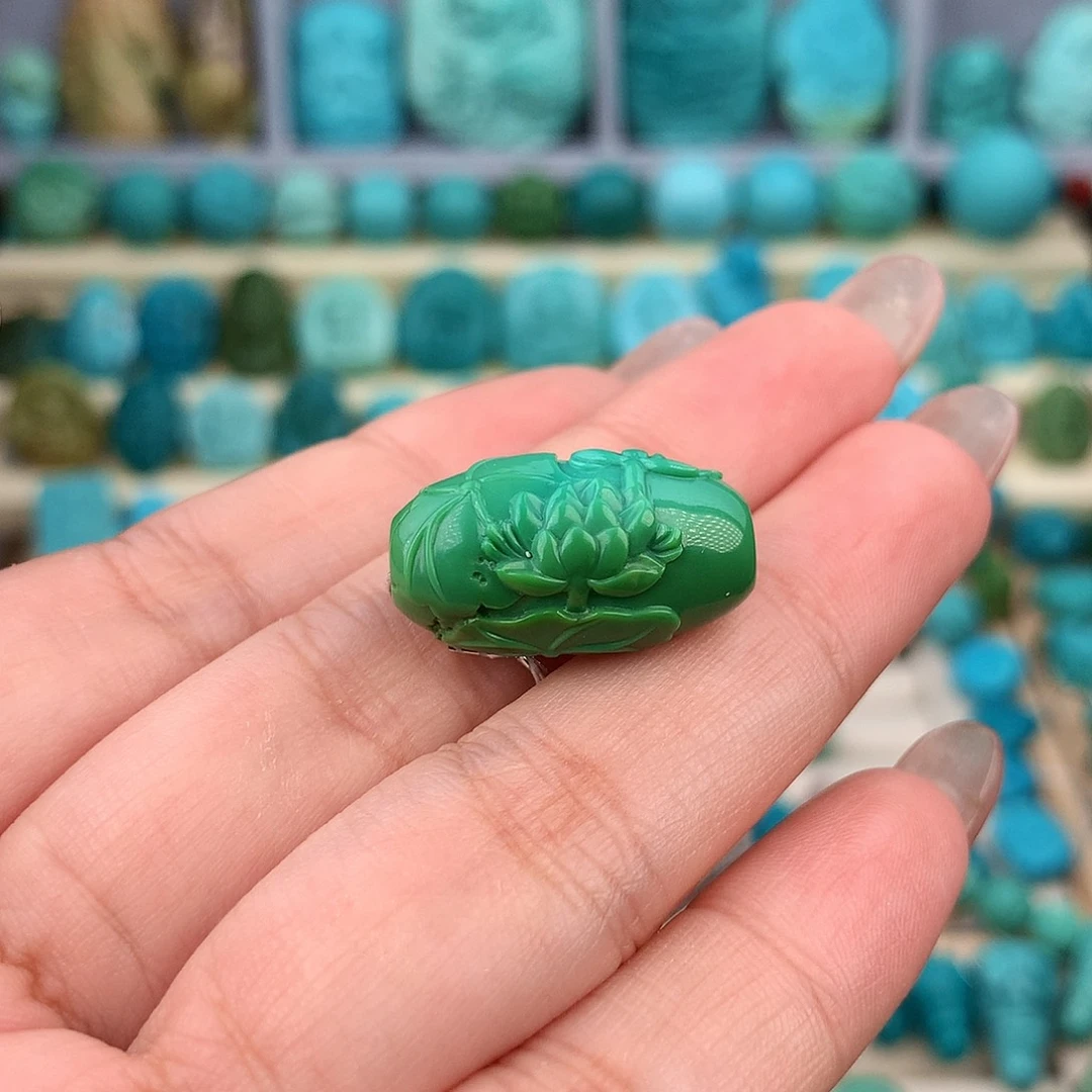 未镶嵌绿松石珠宝奇石