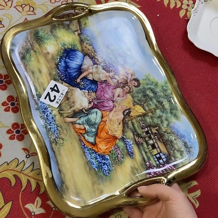 瓷片瑕疵…………………………………