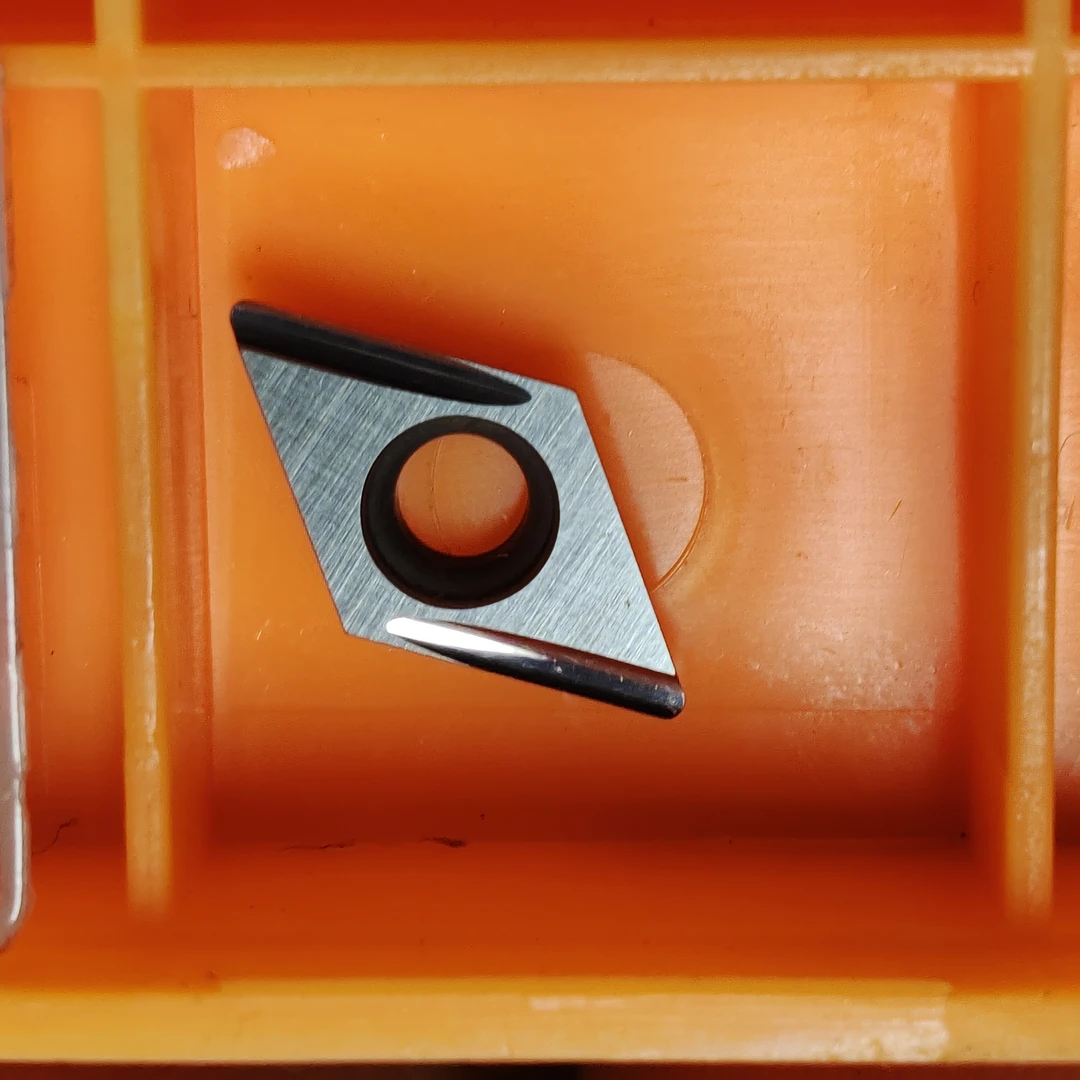 P028金属陶瓷菱形精磨精车刀片陶瓷刀片刀具，加工钢件10片装