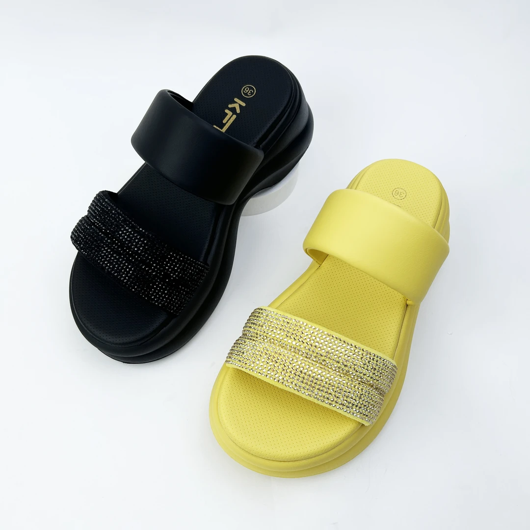 脚王夏季超纤发泡圆头平跟女时尚拖凉鞋厚底外穿休闲KN260499