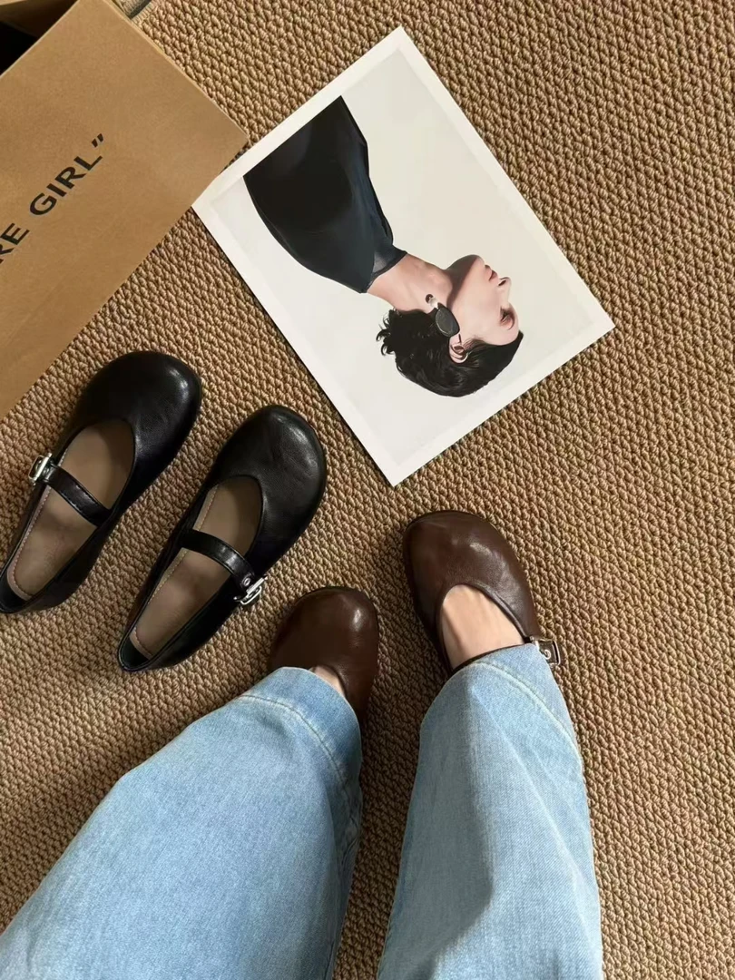 丑萌圆头低跟复古单鞋女2025春秋新款软底软皮奶奶鞋防滑5-5