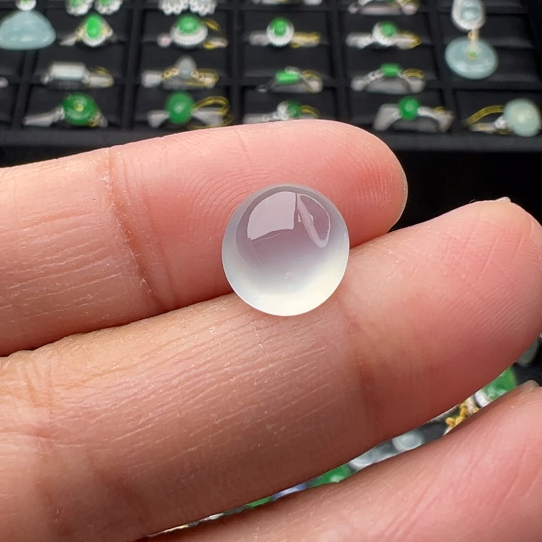 翡翠未镶嵌颈饰蛋9.6