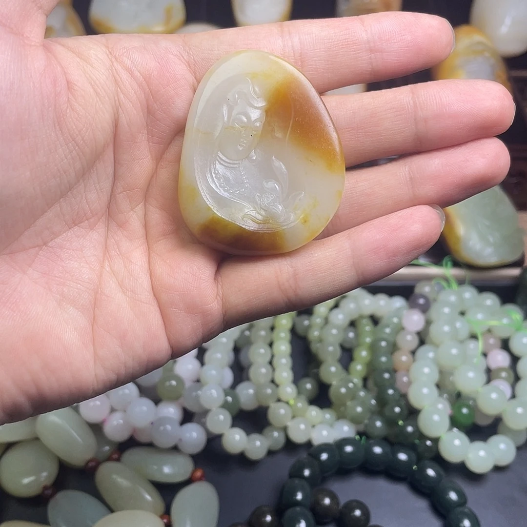 和田玉未镶嵌挂件