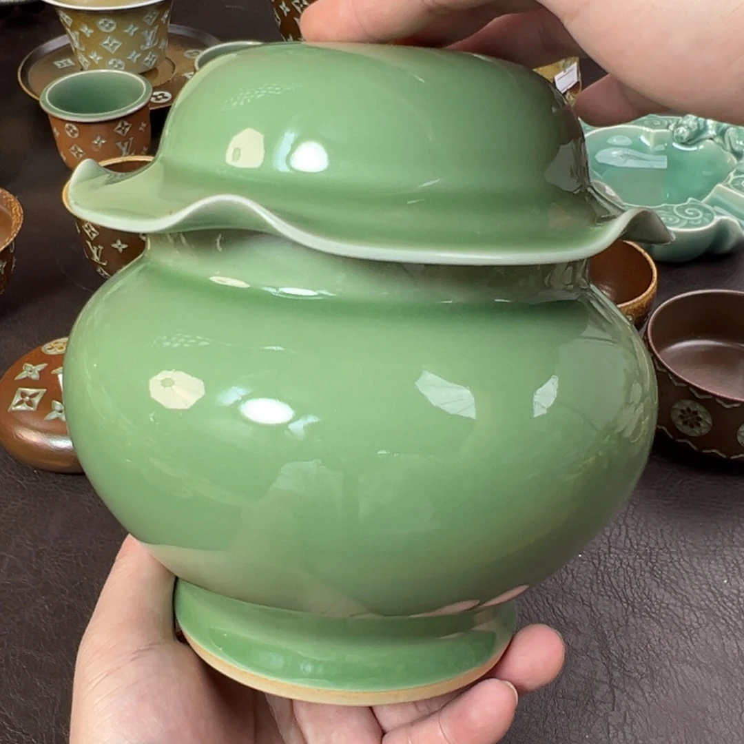 青瓷茶器青瓷茶器微瑕