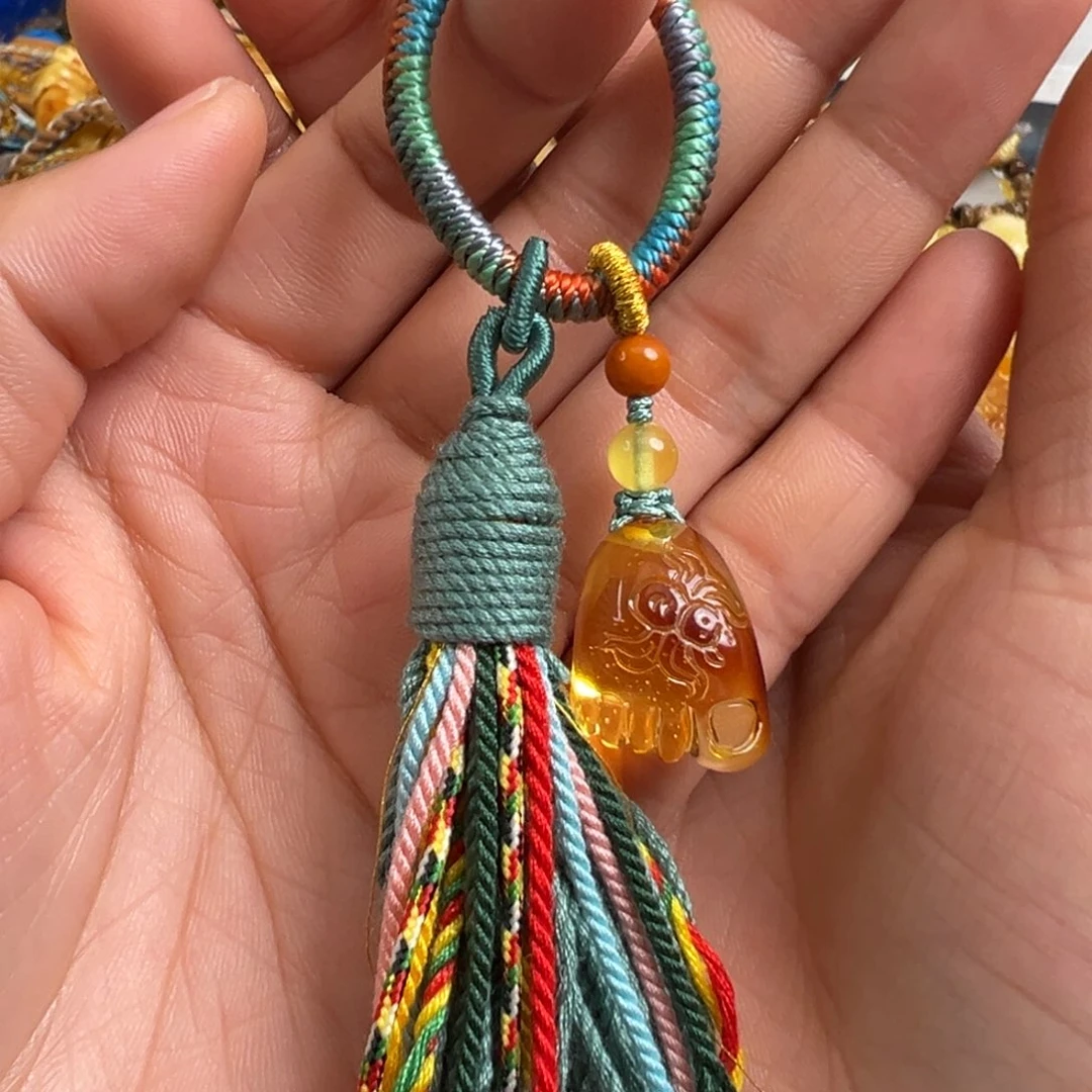 琥珀未镶嵌裸石琥珀