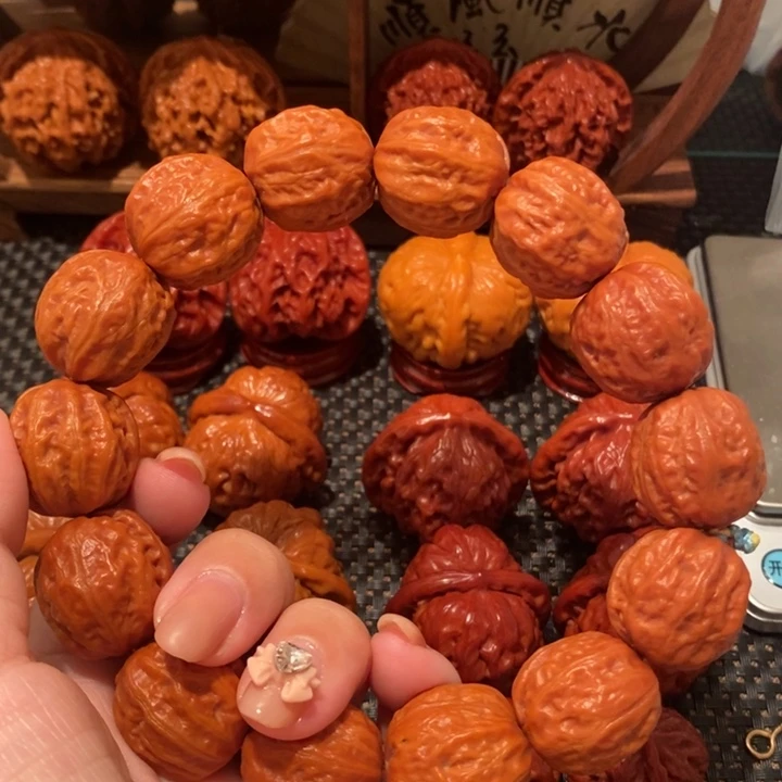 吊坠文玩核桃野生手串0144