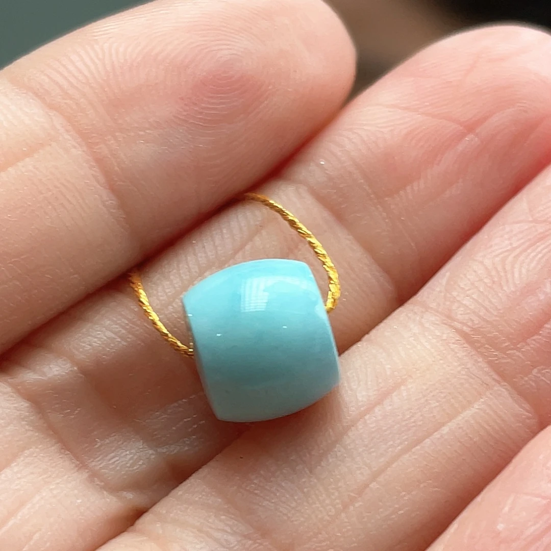 未镶嵌绿松石颈饰