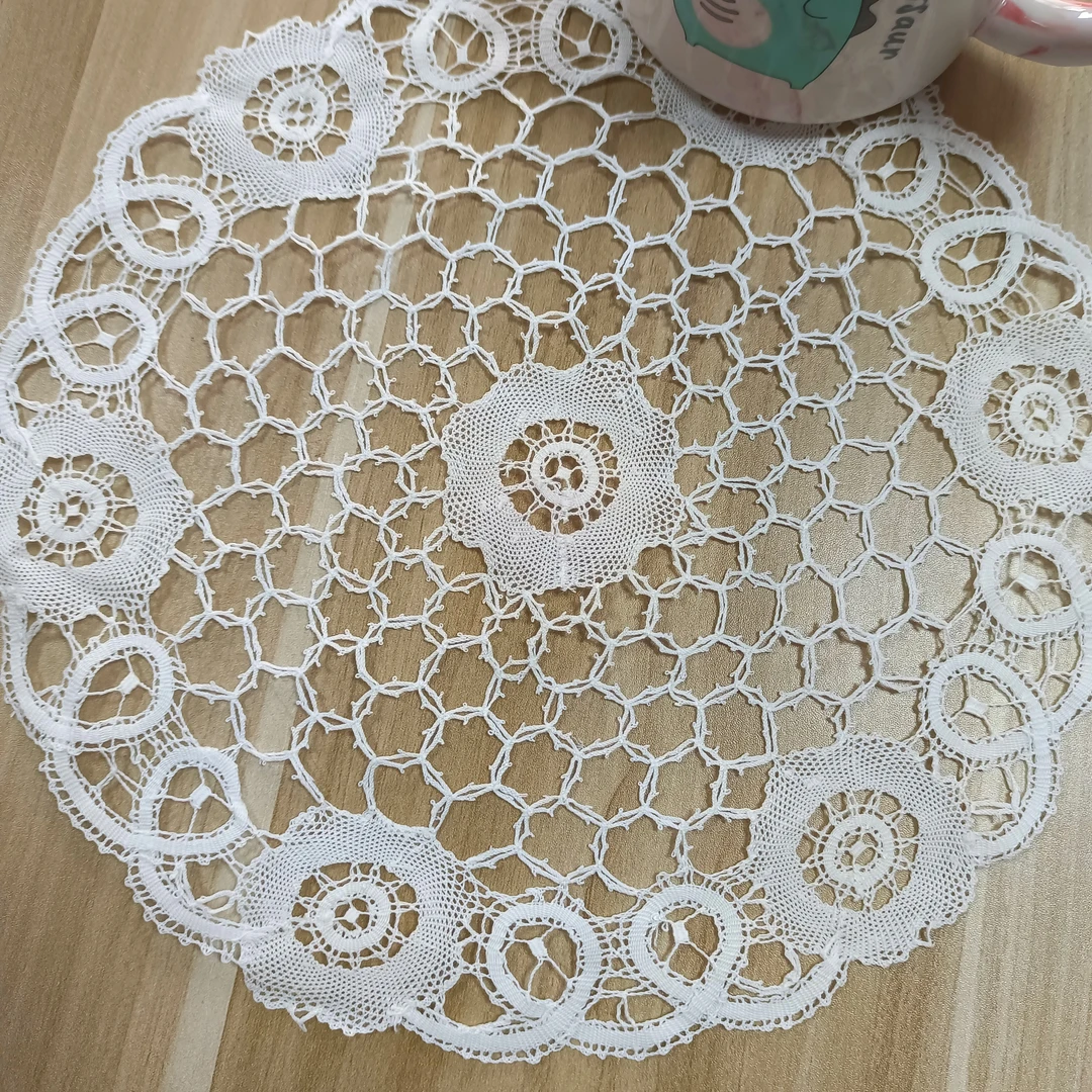 QZF10   白色手工圆盘垫青州府25*25cm  两片