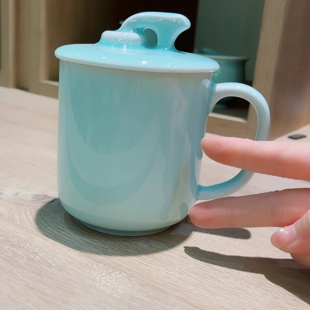 青瓷哈哈哈哈哈哈哈哈哈哈家