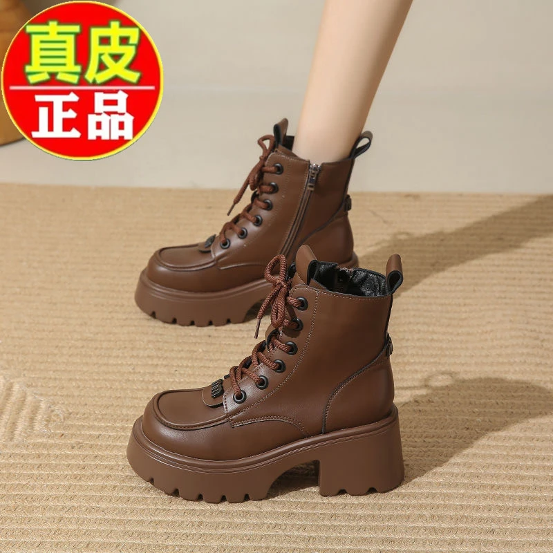 【万达撤柜】网红厚底马丁靴秋冬新款百搭英伦风加绒机车靴防滑短靴