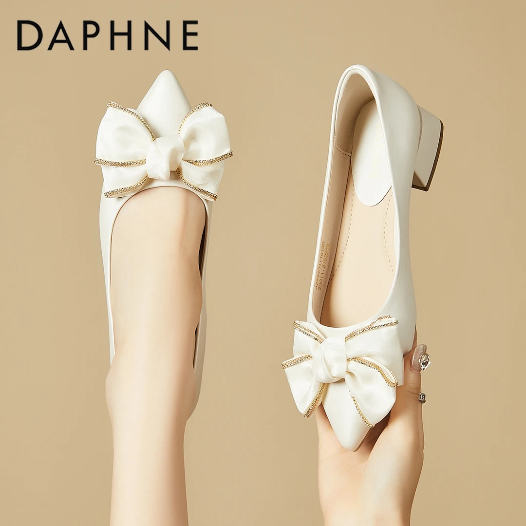 达芙妮法式仙女风单鞋女2025秋季爆款百搭温柔显气质低跟尖头女鞋