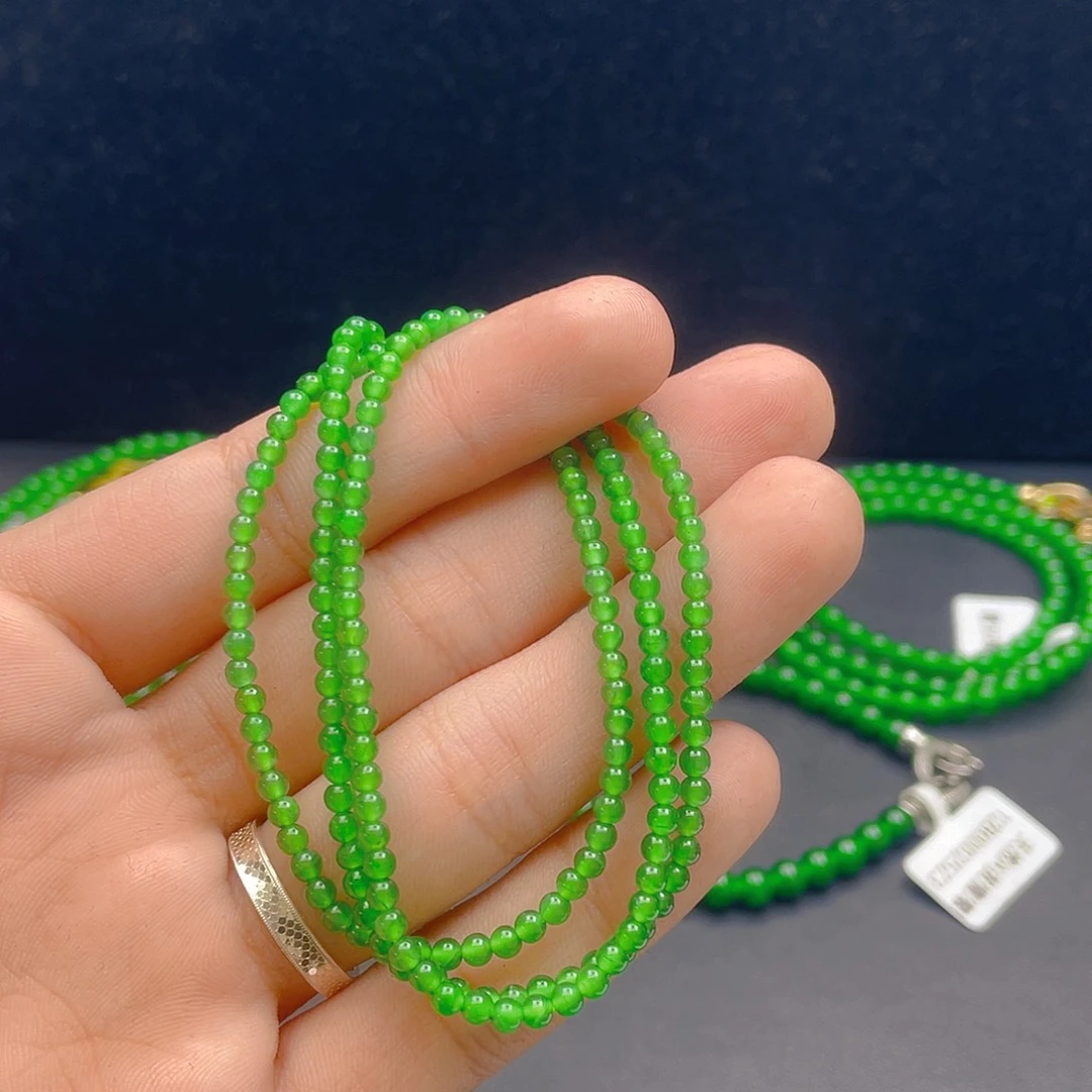 翡翠未镶嵌颈饰