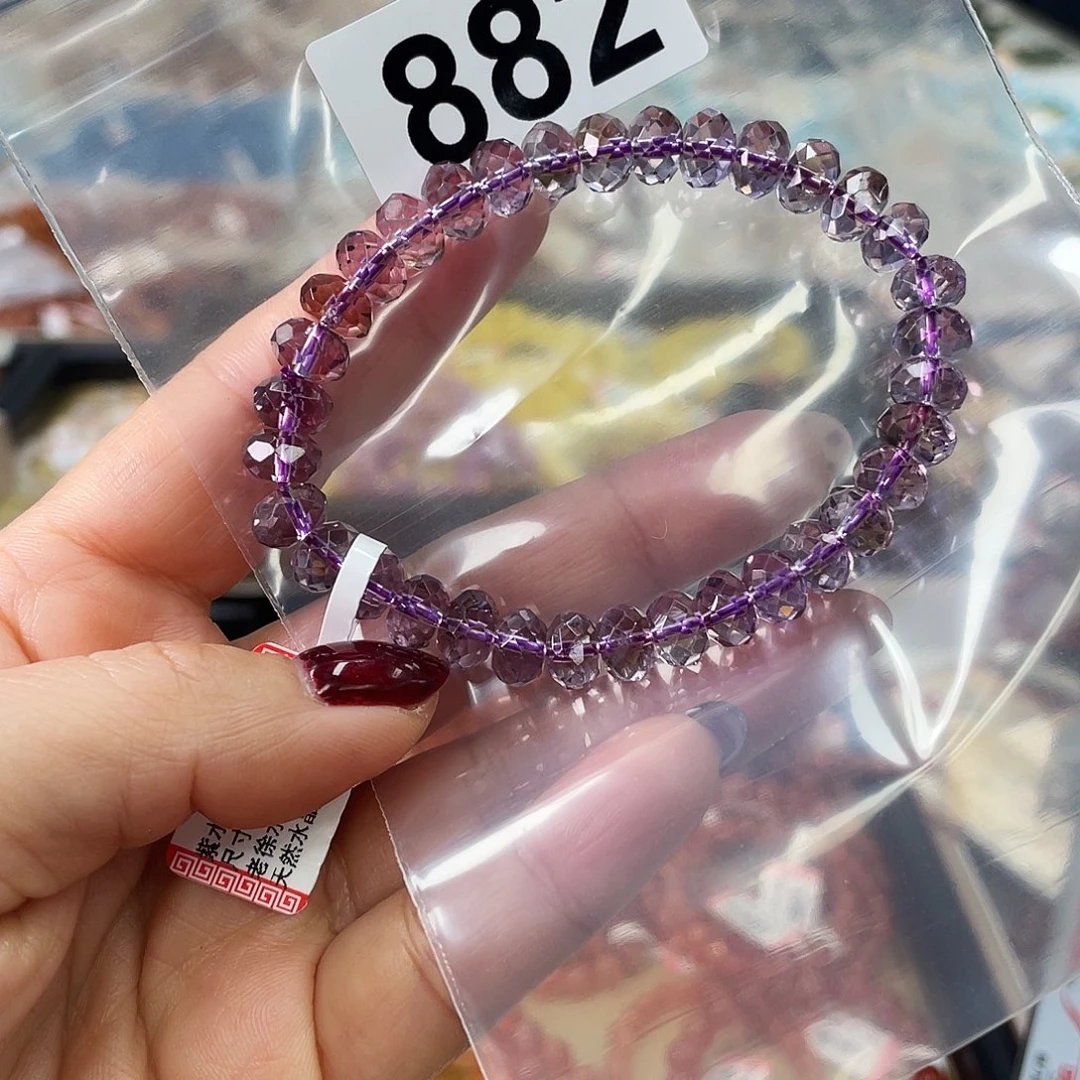 水晶手串未镶嵌手串882。