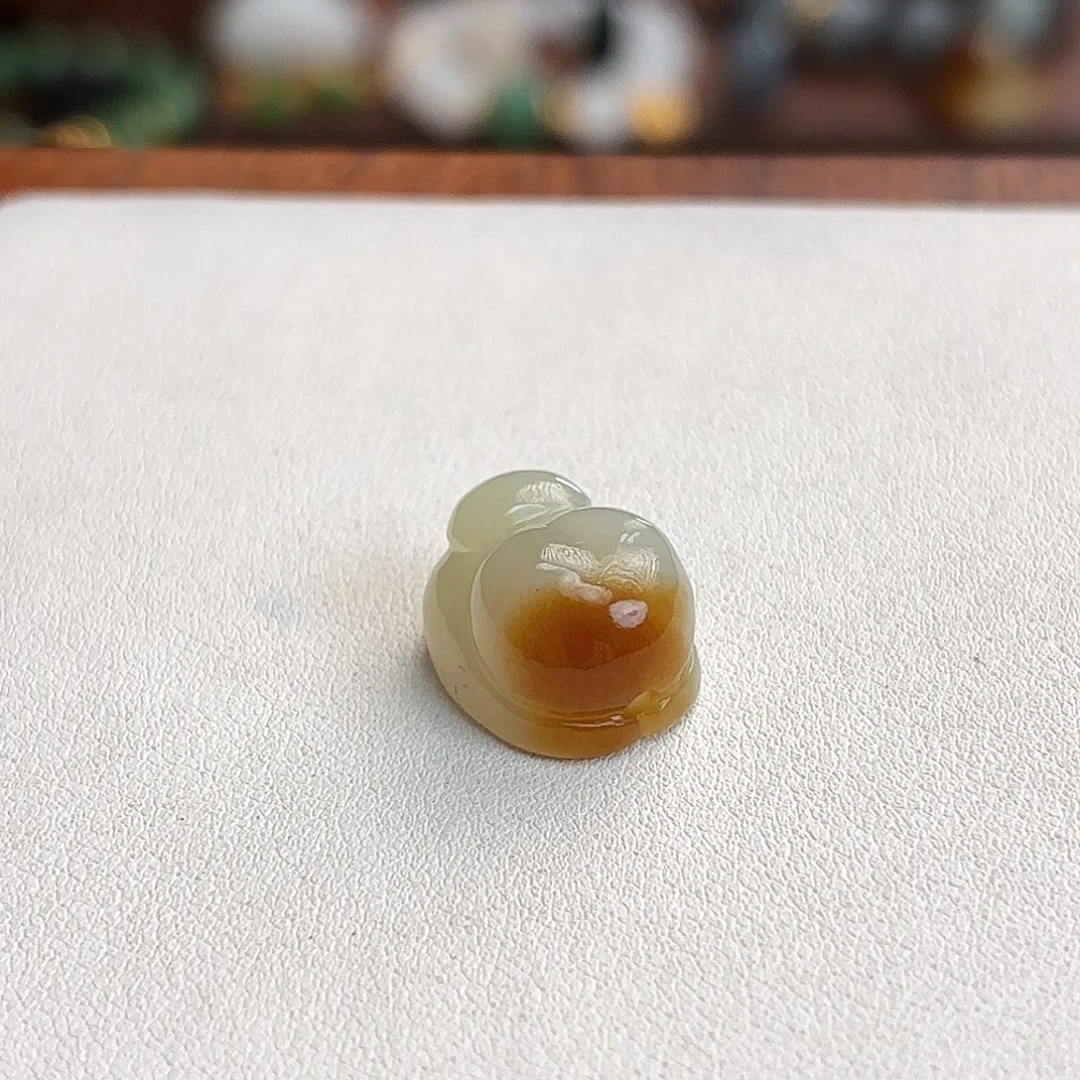 ****Z和田玉（糖玉）未镶嵌颈饰