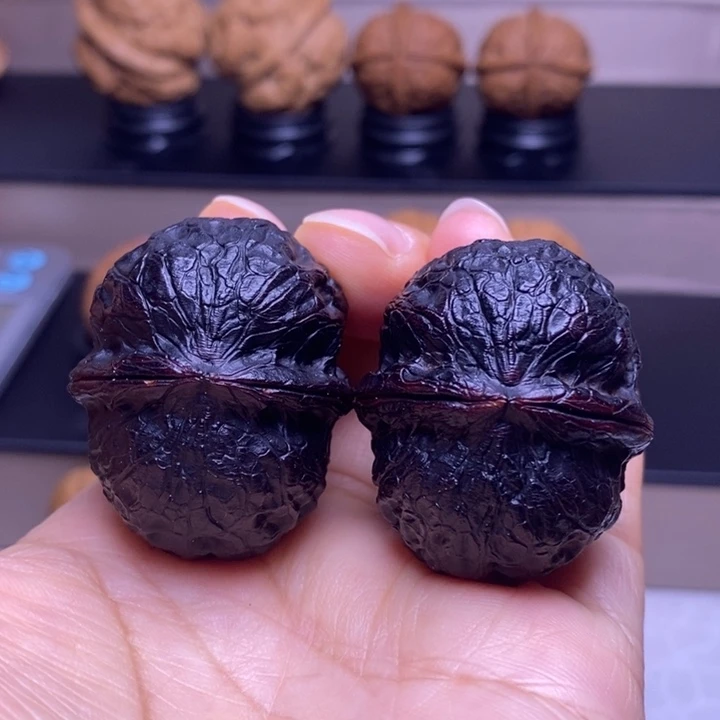 文玩核桃把件玉罗汉地闷42