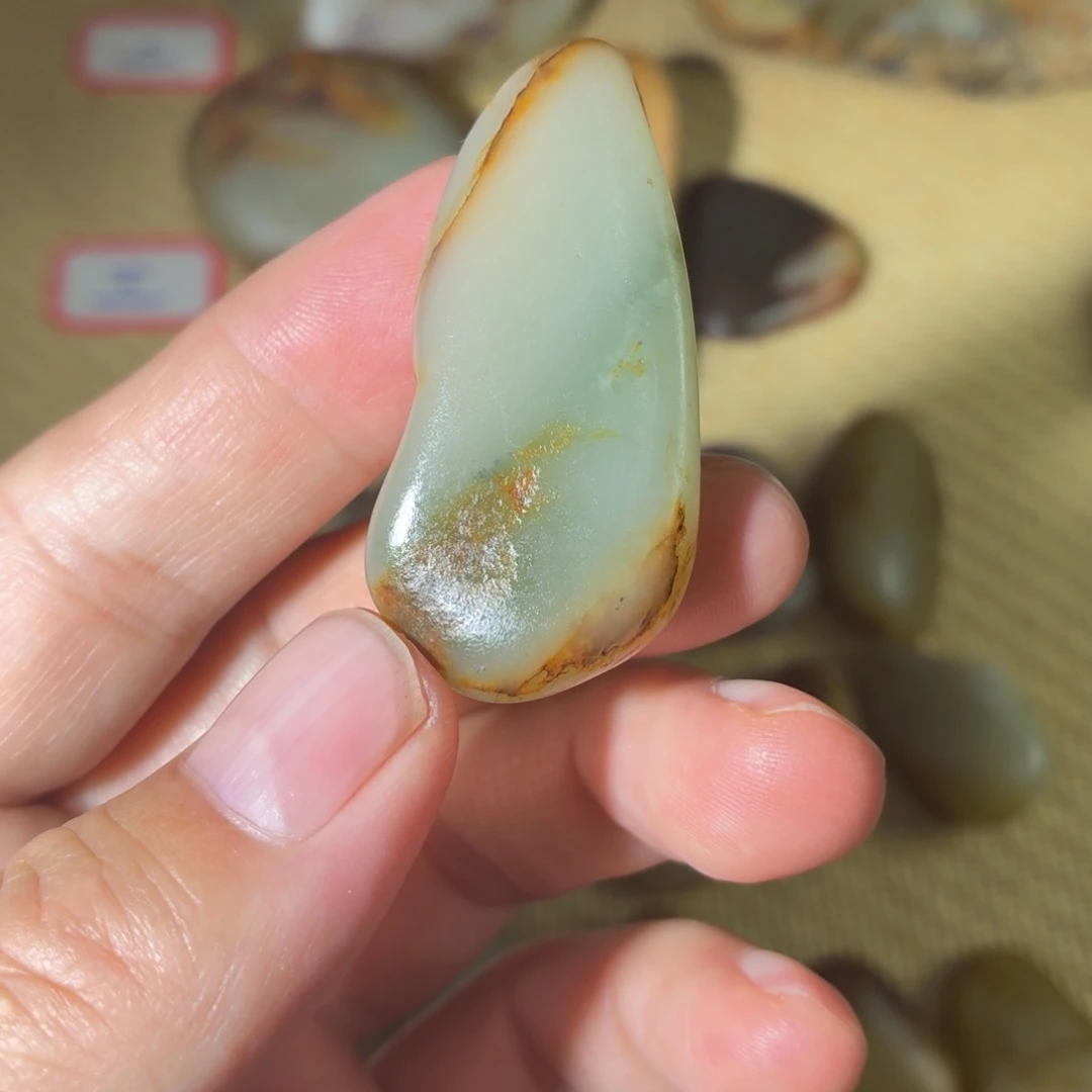 和田玉（糖玉）未镶嵌挂件27.3