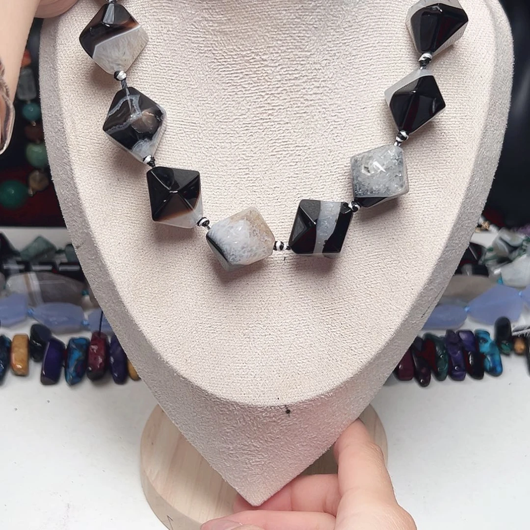 玛瑙/玉髓未镶嵌珠宝半成品c503 22m 金典双拼菱形一条