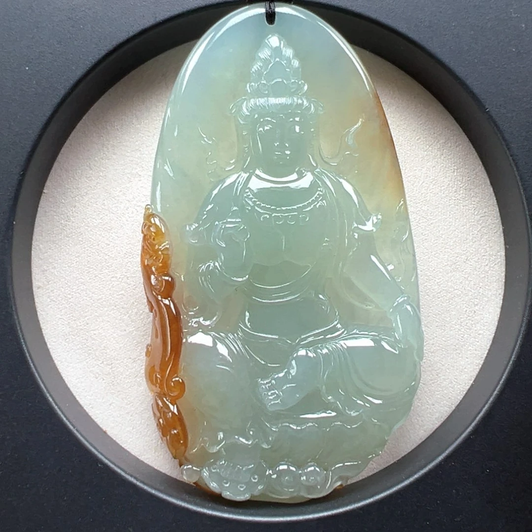 颈饰未镶嵌翡翠观音