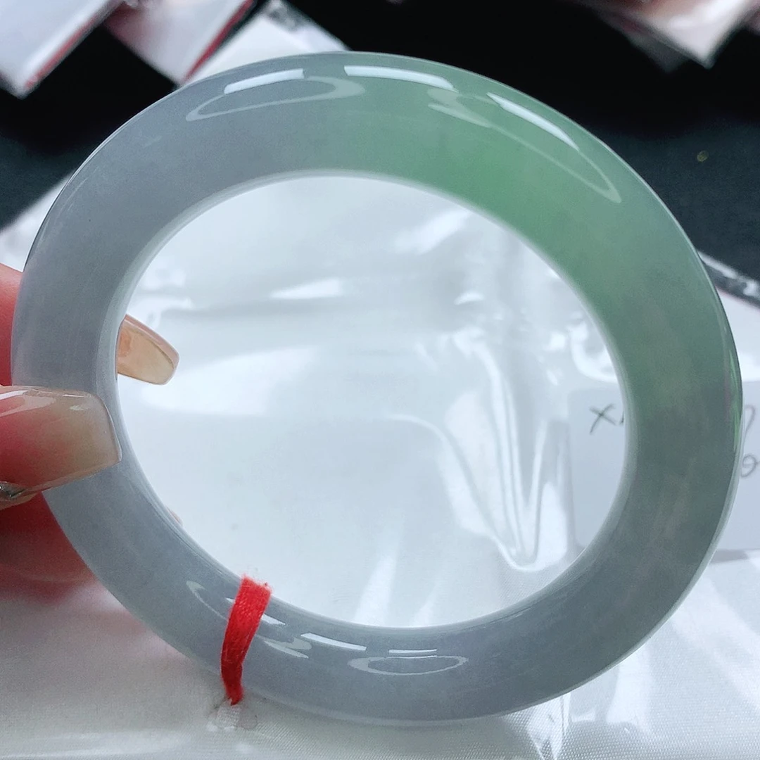 翡翠手镯未镶嵌缅甸天然A货翡翠