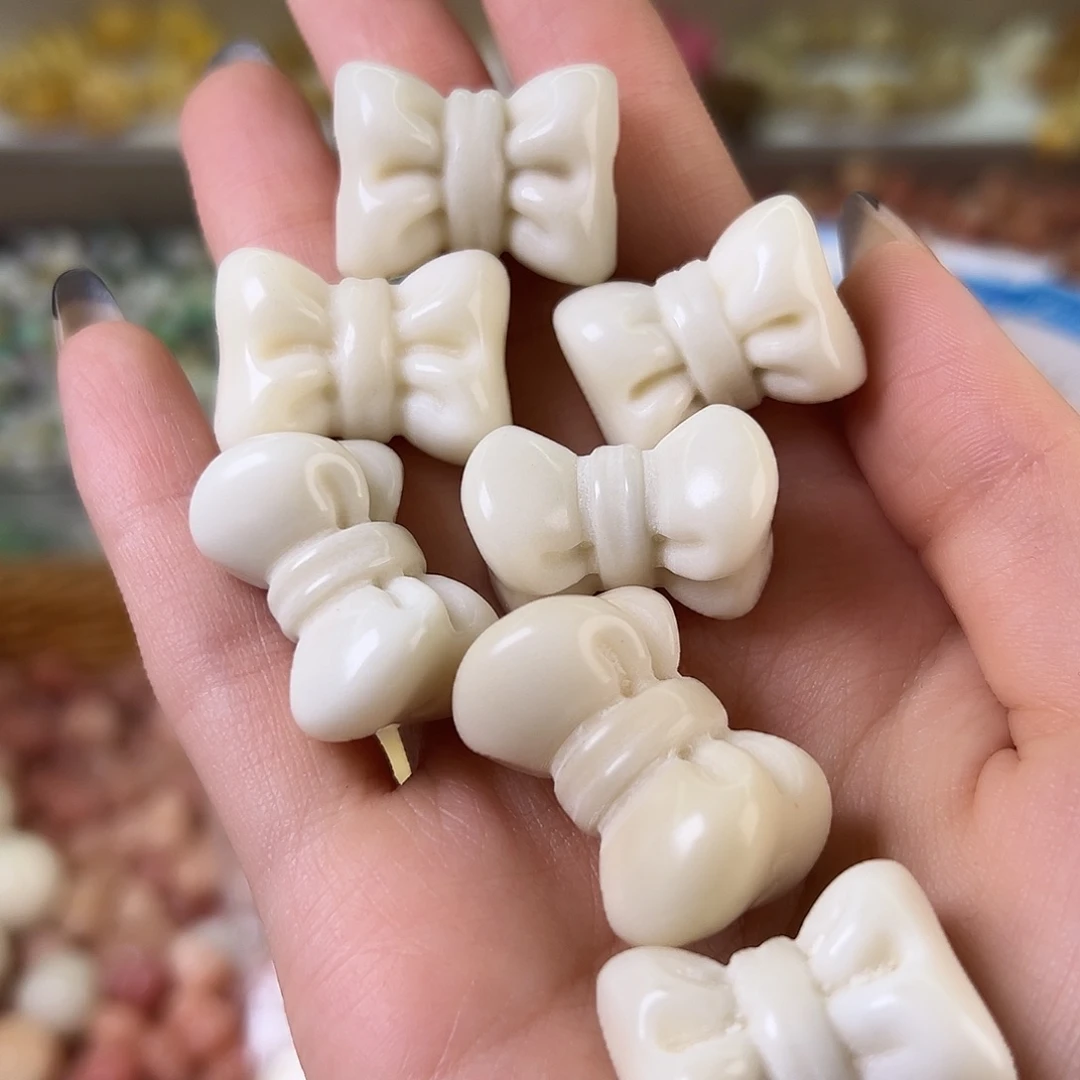 菩提根/象牙果吊坠全品白色蝴蝶2颗