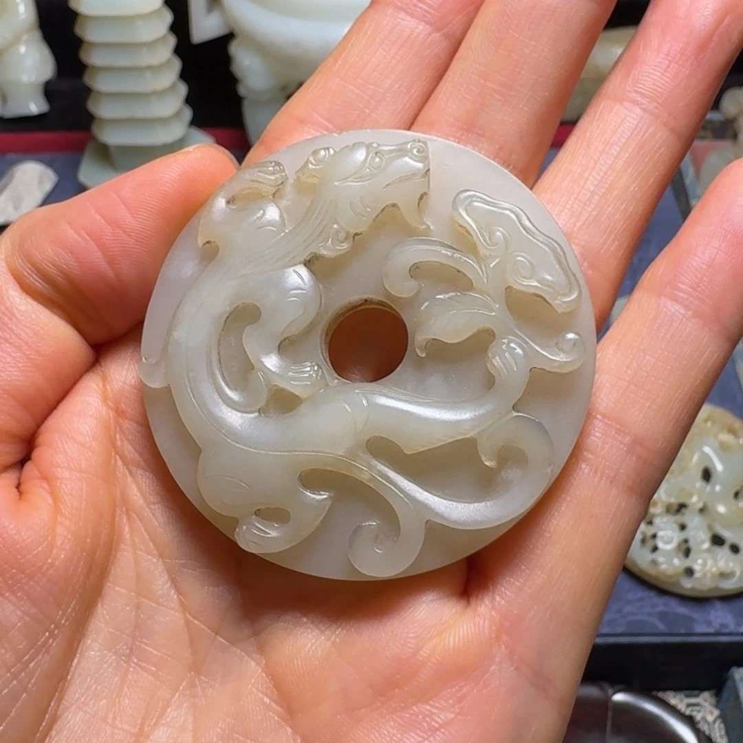 和田玉（糖玉）未镶嵌挂件平**生