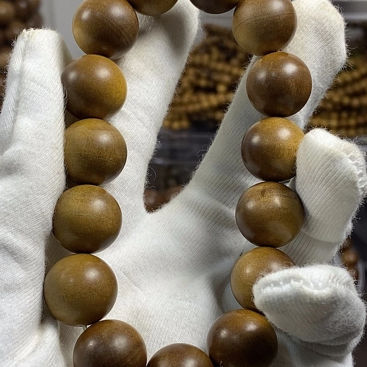 檀香木迈索尔老山檀1.5黑肉微瑕