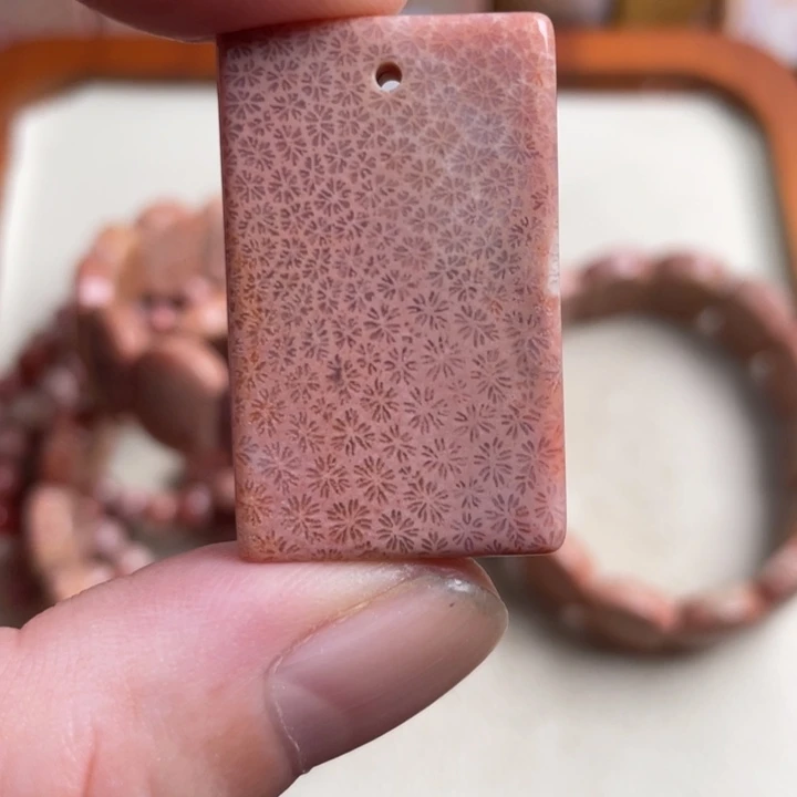 合金颈饰硅化玉123