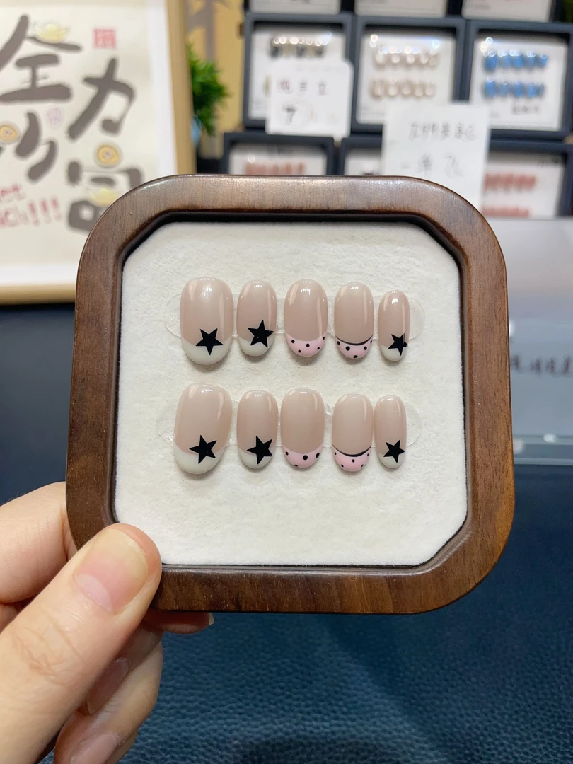 上新【芭蕾】纯手工穿戴甲裸色短甲法式显白气质款美甲十片装