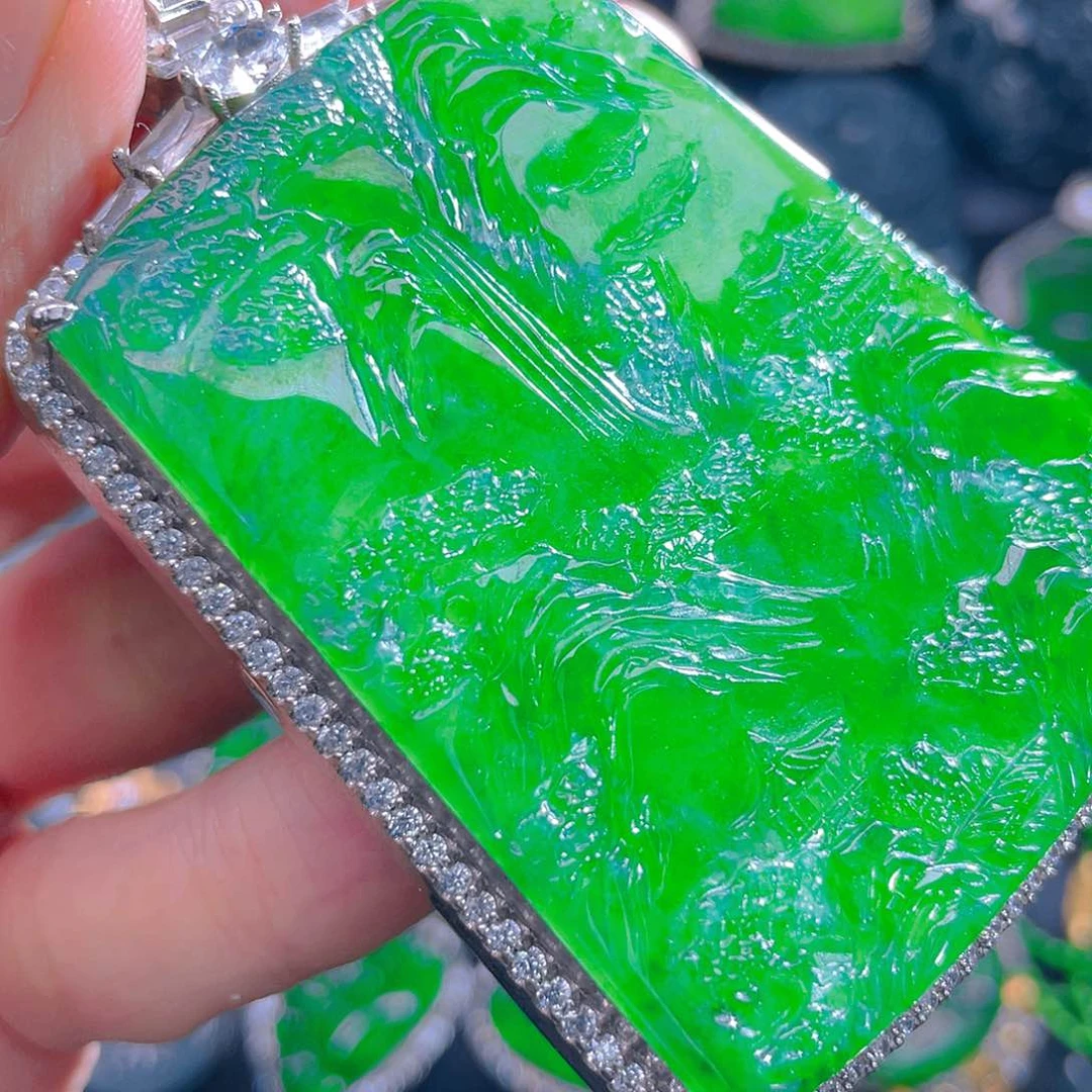 颈饰未镶嵌翡翠翡翠