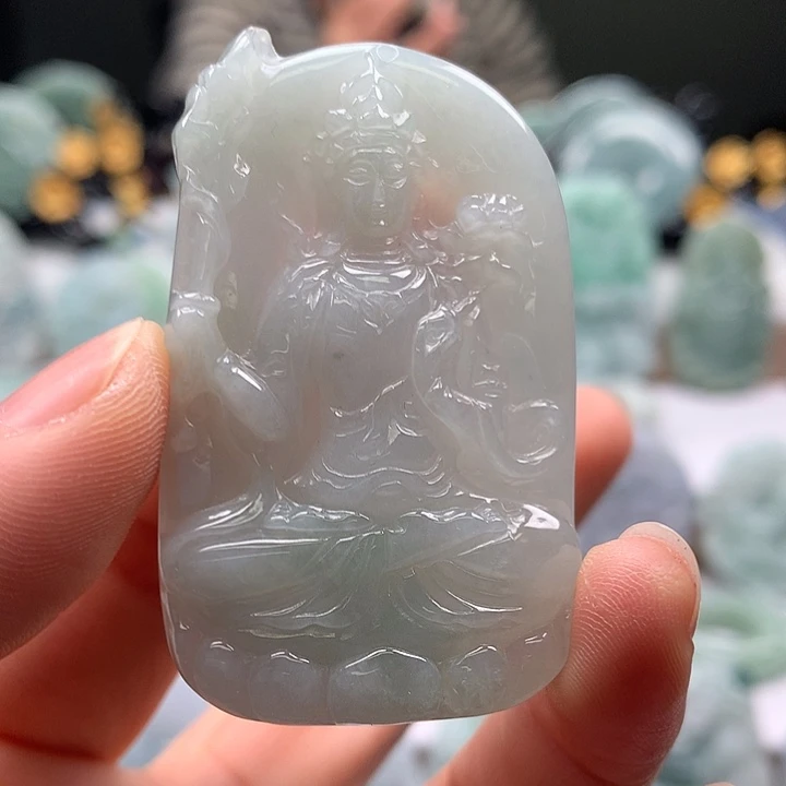 翡翠未镶嵌颈饰虚空藏福利