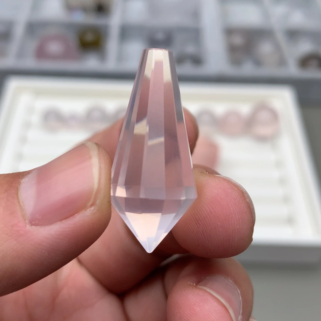 种***士珠宝半成品未镶嵌水晶