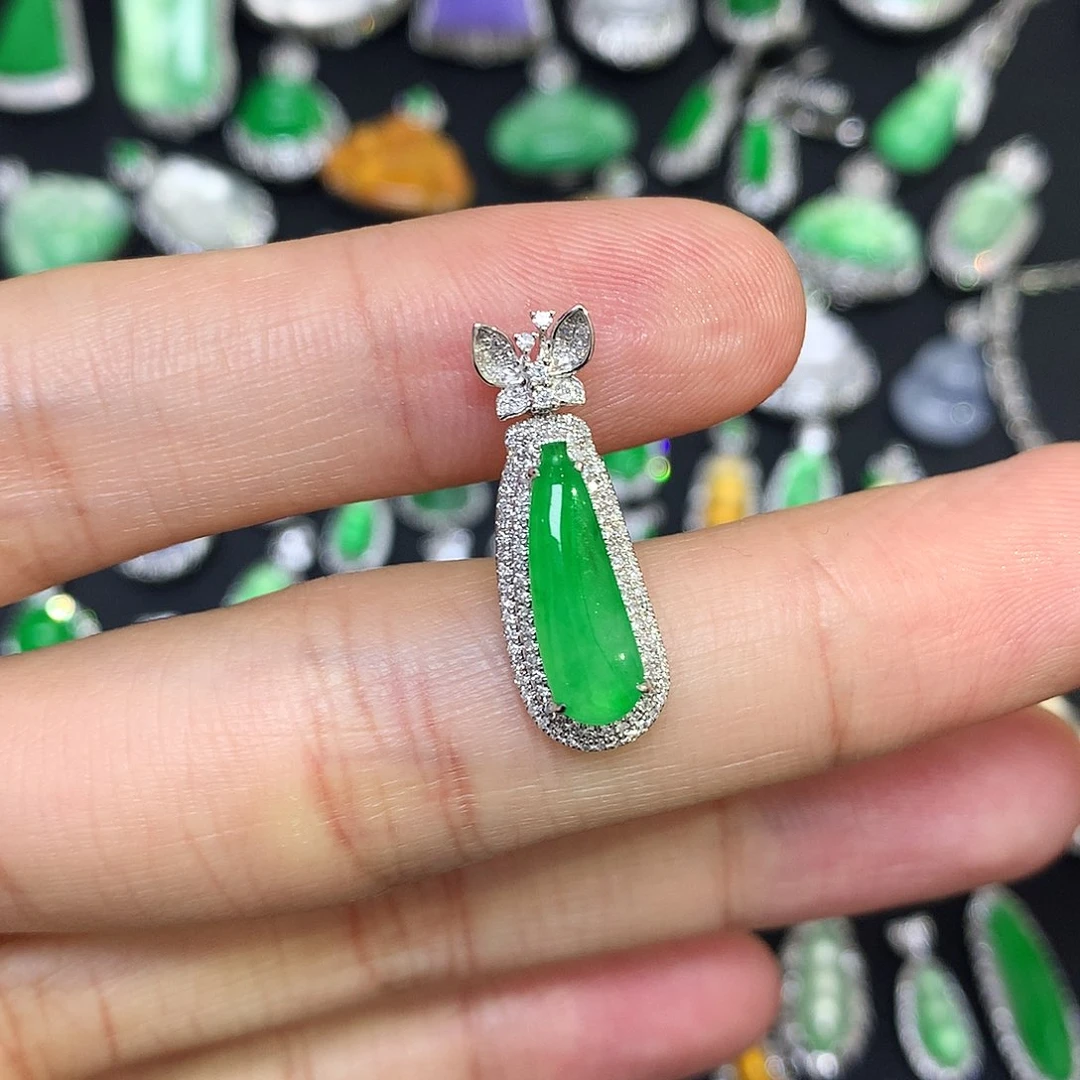 吊坠(不含链)18K金镶嵌翡翠