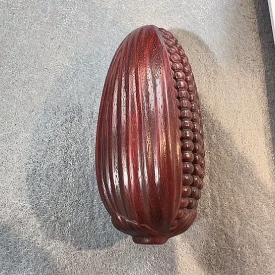 成套家具紫檀木类手把件